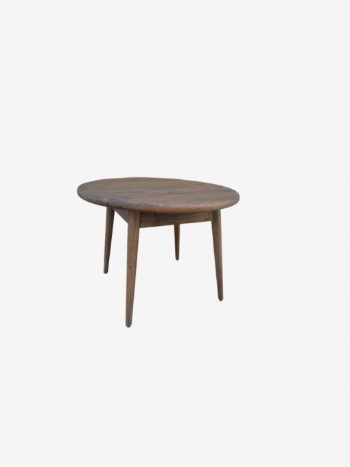 Retro Round Coﬀee Table from IFO